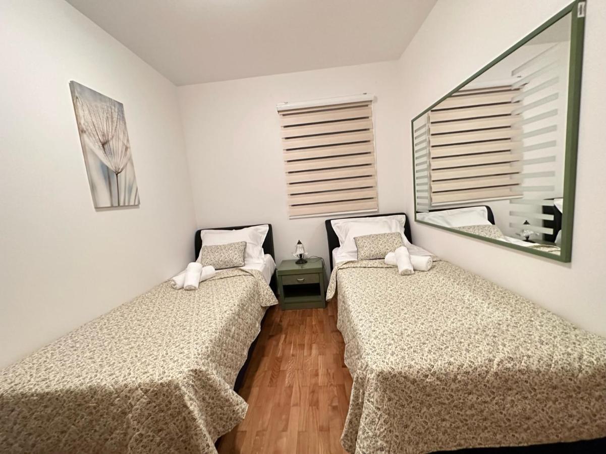 Family Apartment 马卡尔斯卡 外观 照片